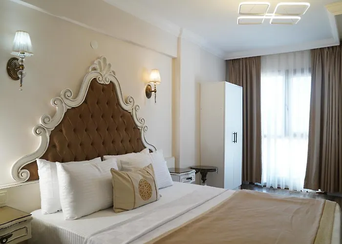 Alojamento de Acomodação e Pequeno-almoço Palace Didim